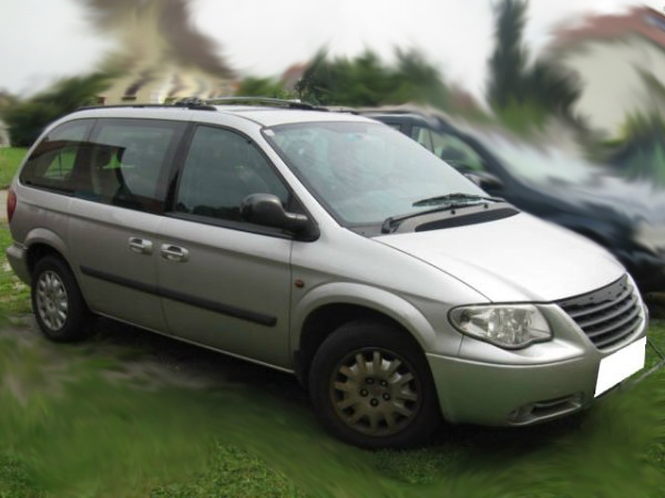 Dezmembrari Chrysler Voyager 2.5 CRD