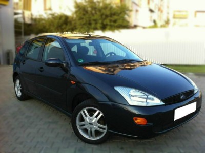 Dezmembrari Ford Focus 1 1.6i 16v